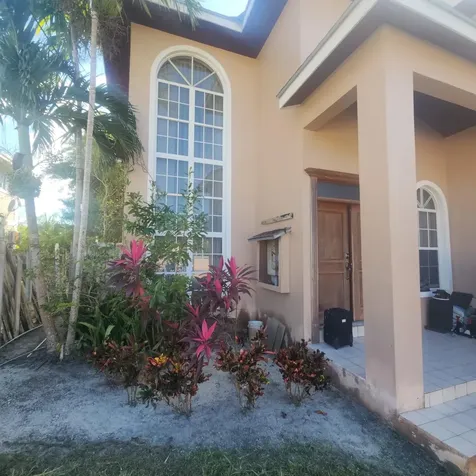 Devonshire Street New Providence Paradise Island BS