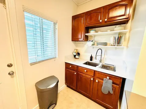 Devonshire Dr. Coral Har 37 New Providence Paradise Island BS