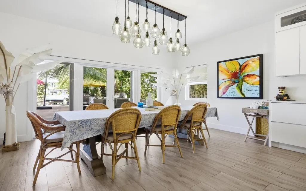 15 Ponciana Cay New Providence Paradise Island BS