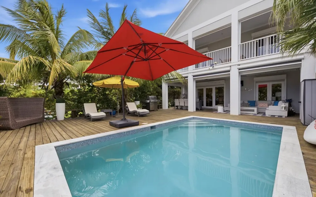 15 Ponciana Cay New Providence Paradise Island BS