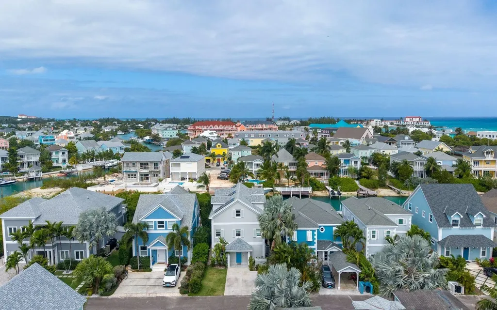 15 Ponciana Cay New Providence Paradise Island BS