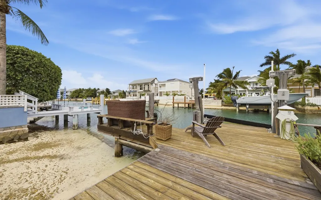 15 Ponciana Cay New Providence Paradise Island BS