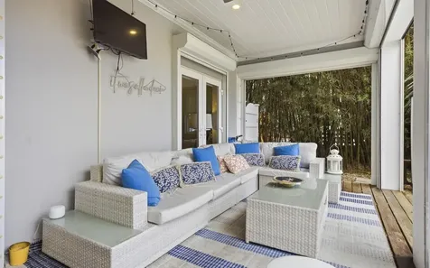 15 Ponciana Cay New Providence Paradise Island BS