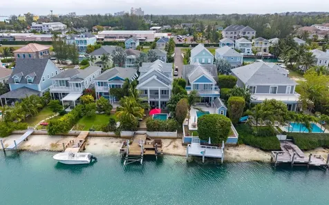 15 Ponciana Cay New Providence Paradise Island BS