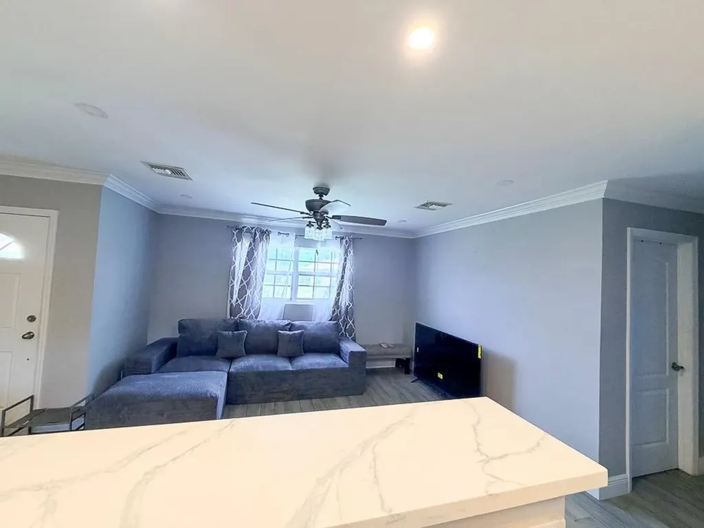Margaret Place 45 Grand Bahama Freeport BS