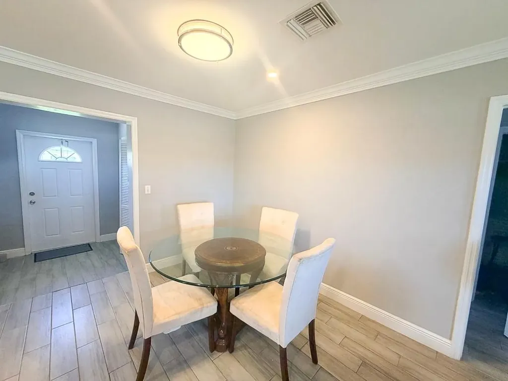 Margaret Place 45 Grand Bahama Freeport BS