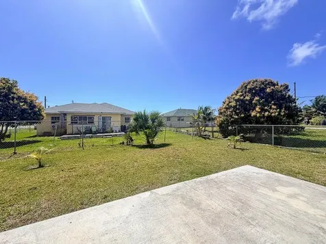 Margaret Place 45 Grand Bahama Freeport BS