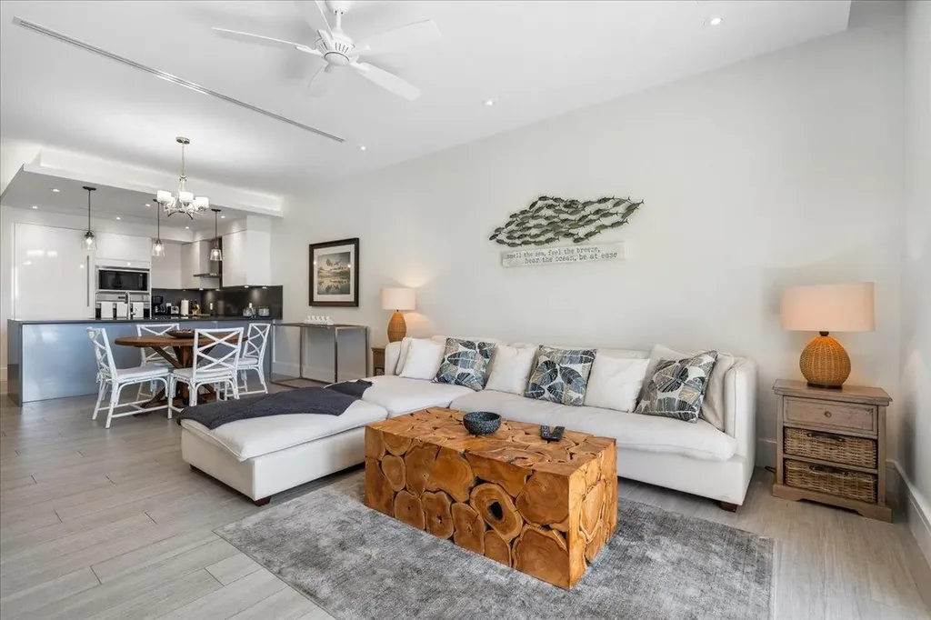 Penthouse #9 Thirty Six New Providence Paradise Island BS