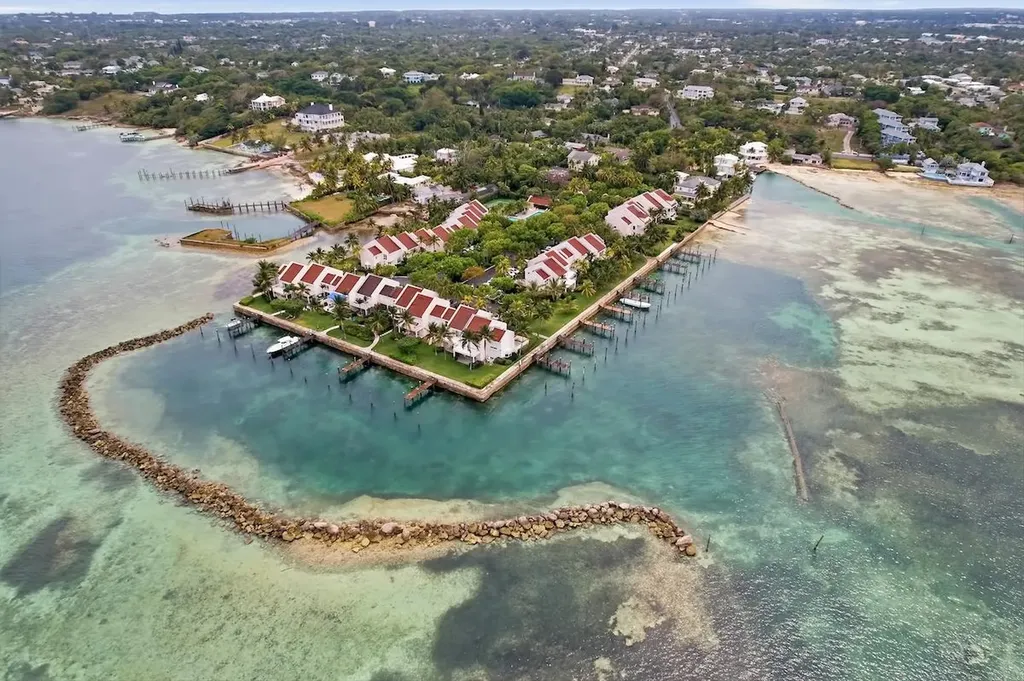 Dicks Point New Providence Paradise Island BS