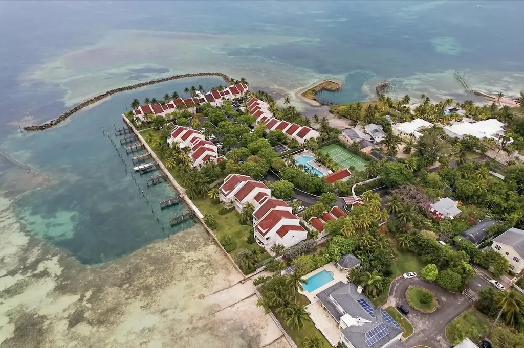 Dicks Point New Providence Paradise Island BS