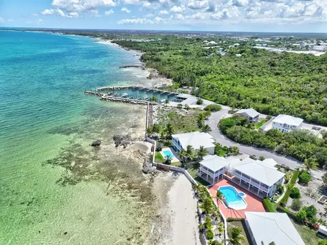 Sunrise Bayfront Lot 17 Abaco BS