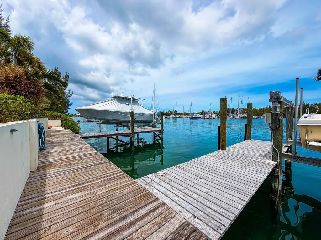 Lucaya Gardens Grand Bahama Freeport BS