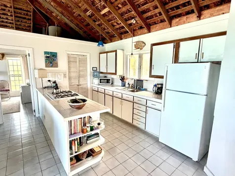 Lavender Hill Eleuthera BS
