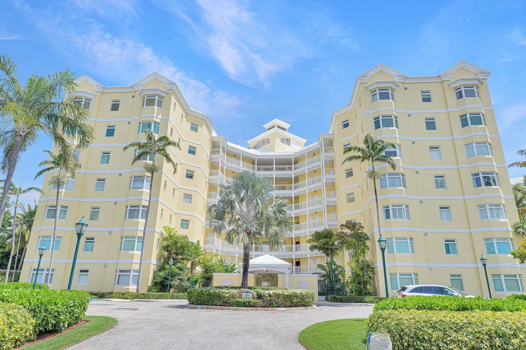 Bay Tower, Bayroc New Providence Paradise Island BS