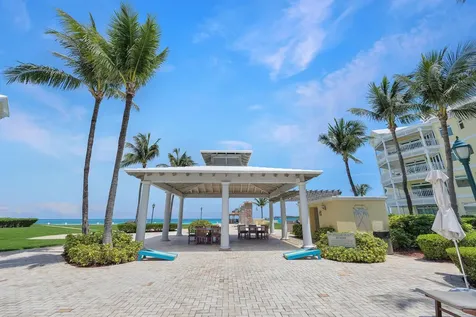 Bay Tower, Bayroc New Providence Paradise Island BS