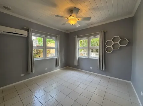 Lofty Twig New Providence Paradise Island BS
