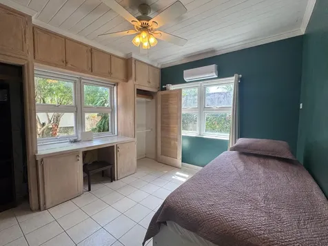 Lofty Twig New Providence Paradise Island BS