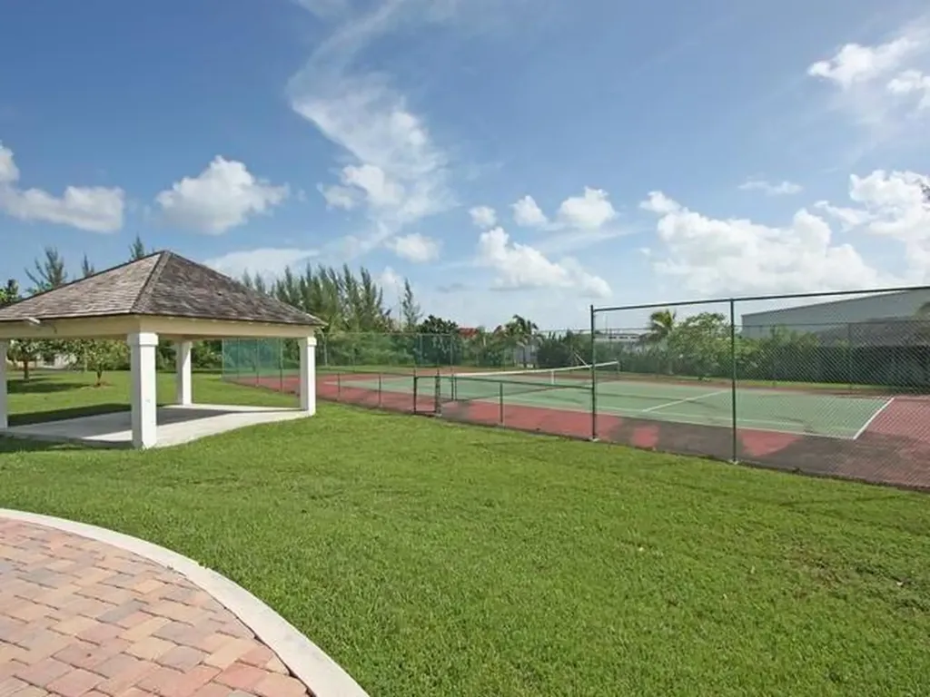 450 West Winds New Providence Paradise Island BS