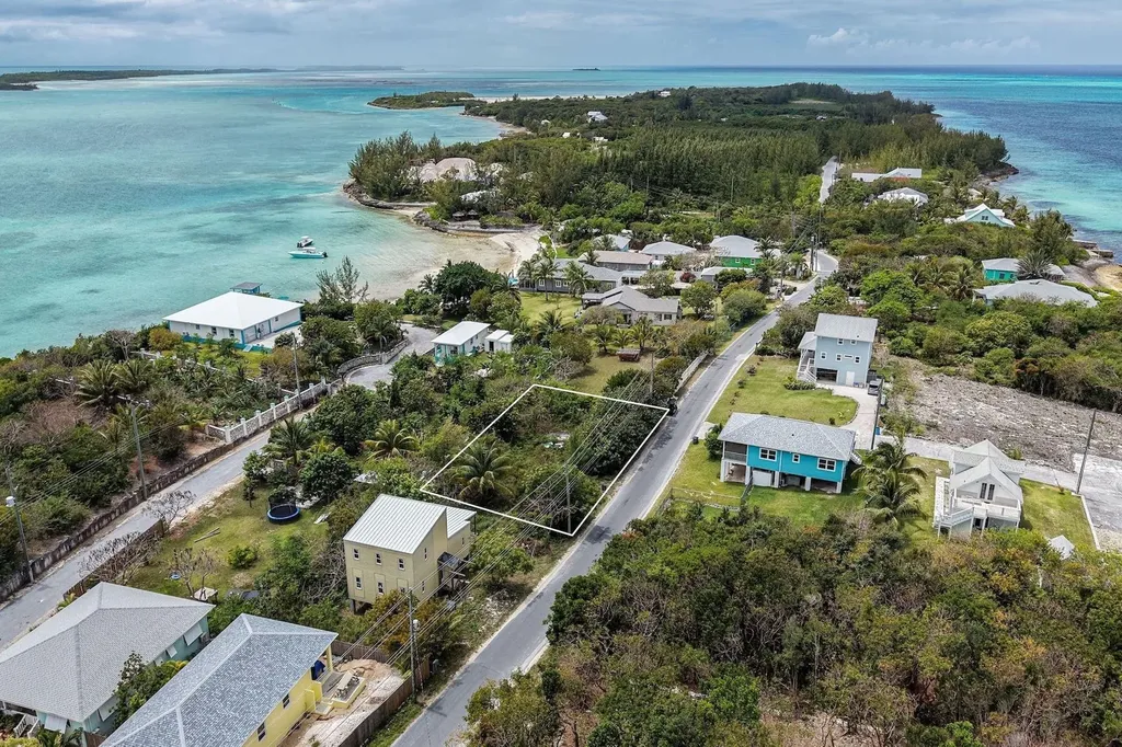 Lot 13 Ocean Harbour Eleuthera BS