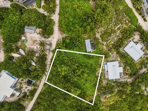 Lot 64 North End Abaco BS