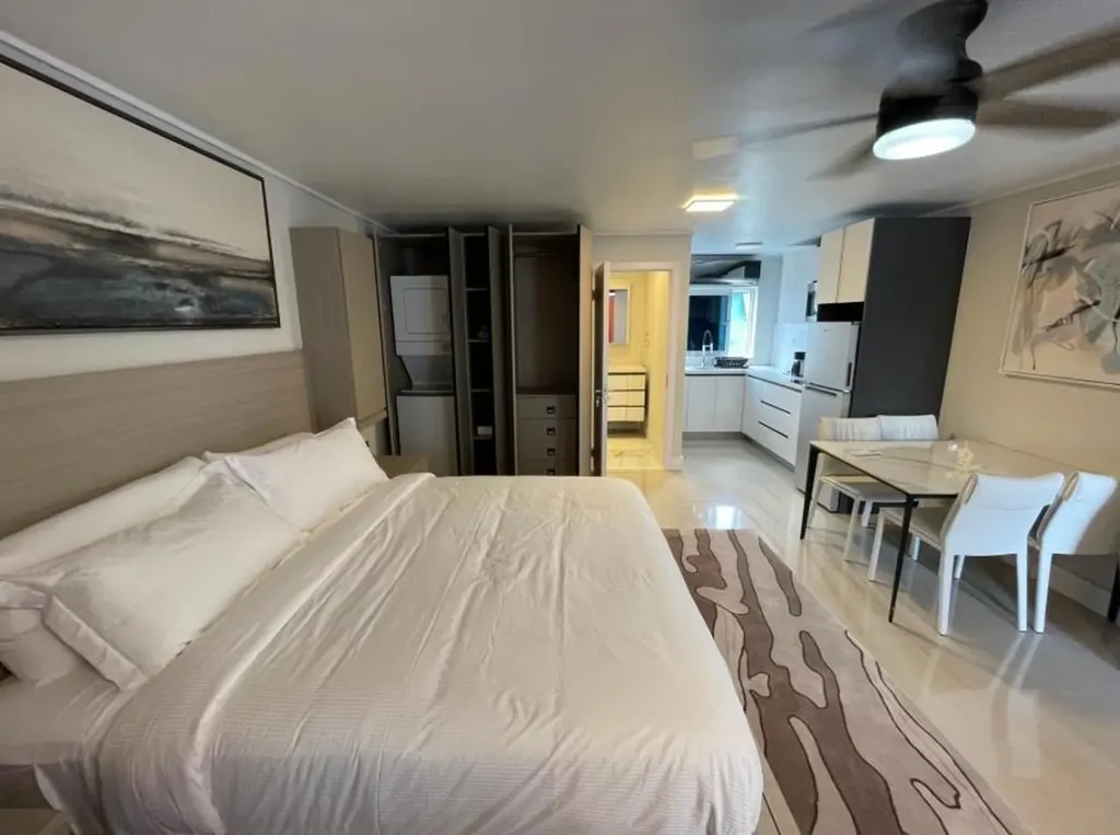 West Bay Street New Providence Paradise Island BS