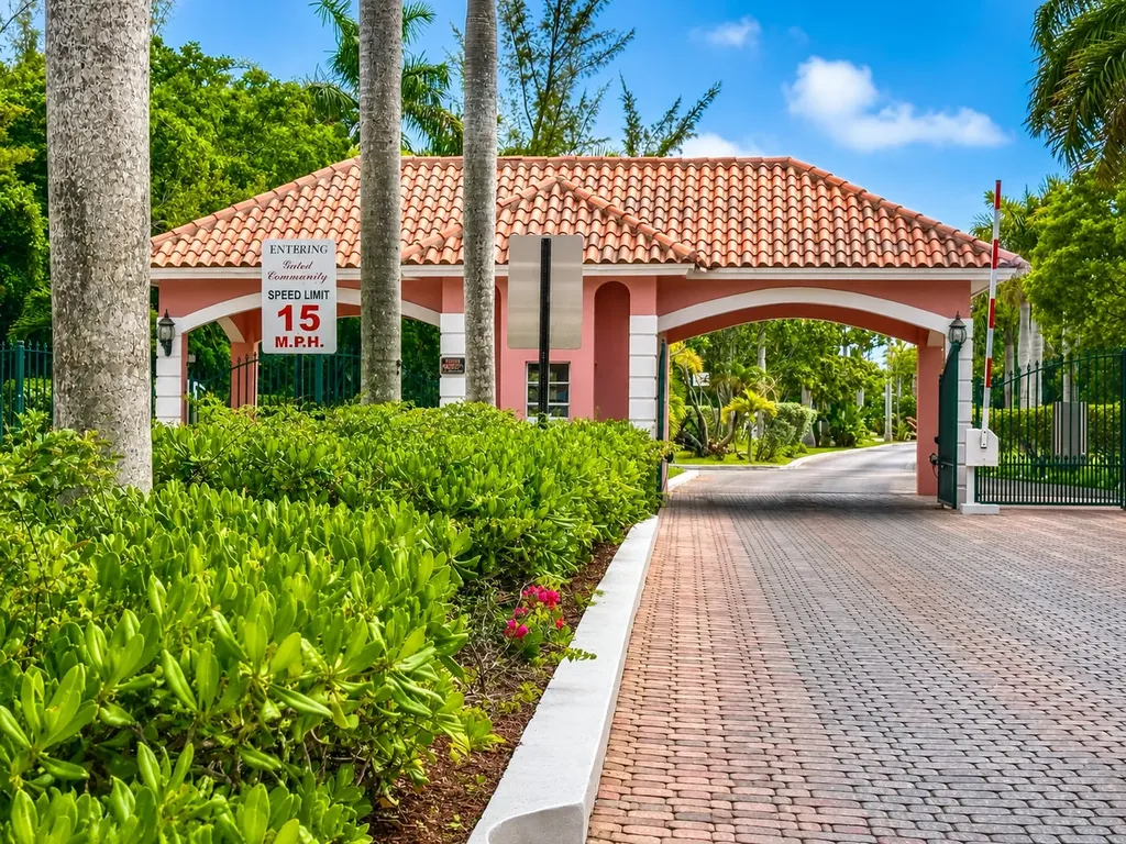 Venice Bay Block 9 Lot 1 New Providence Paradise Island BS