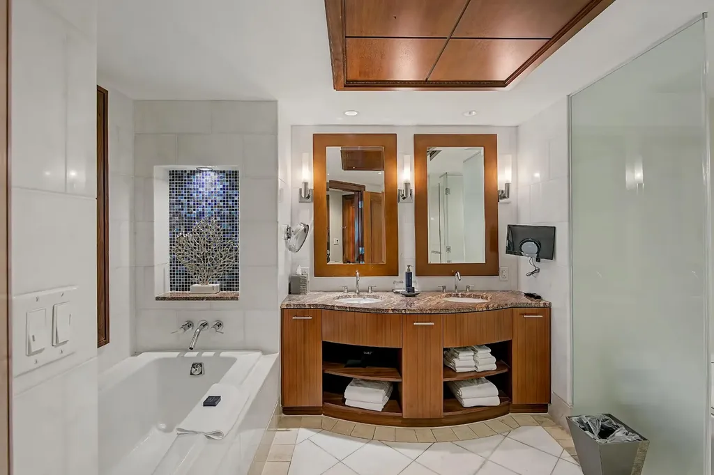 Unit 2-928/926 @ The Reef New Providence Paradise Island BS