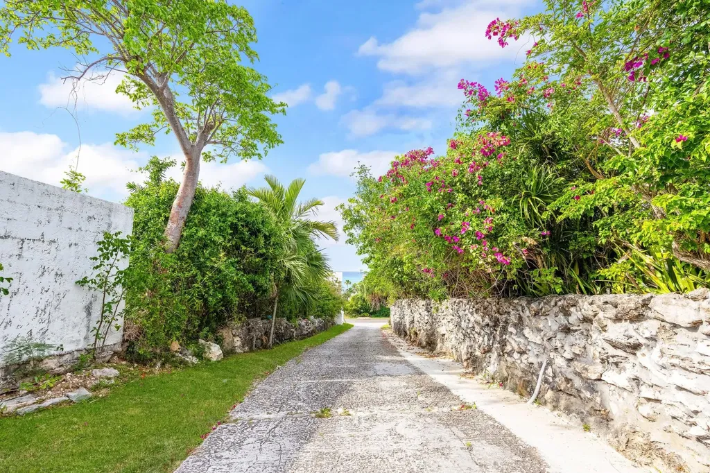 Ocean View Villa Lot 29 New Providence Paradise Island BS