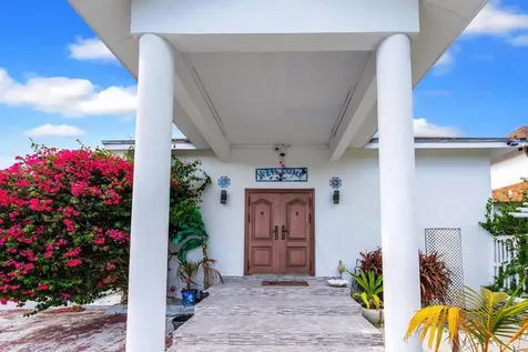 Ocean View Villa Lot 29 New Providence Paradise Island BS