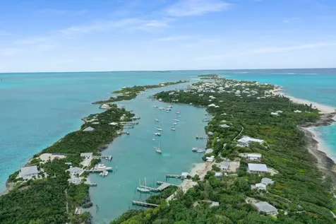 Man O War Cay Abaco BS