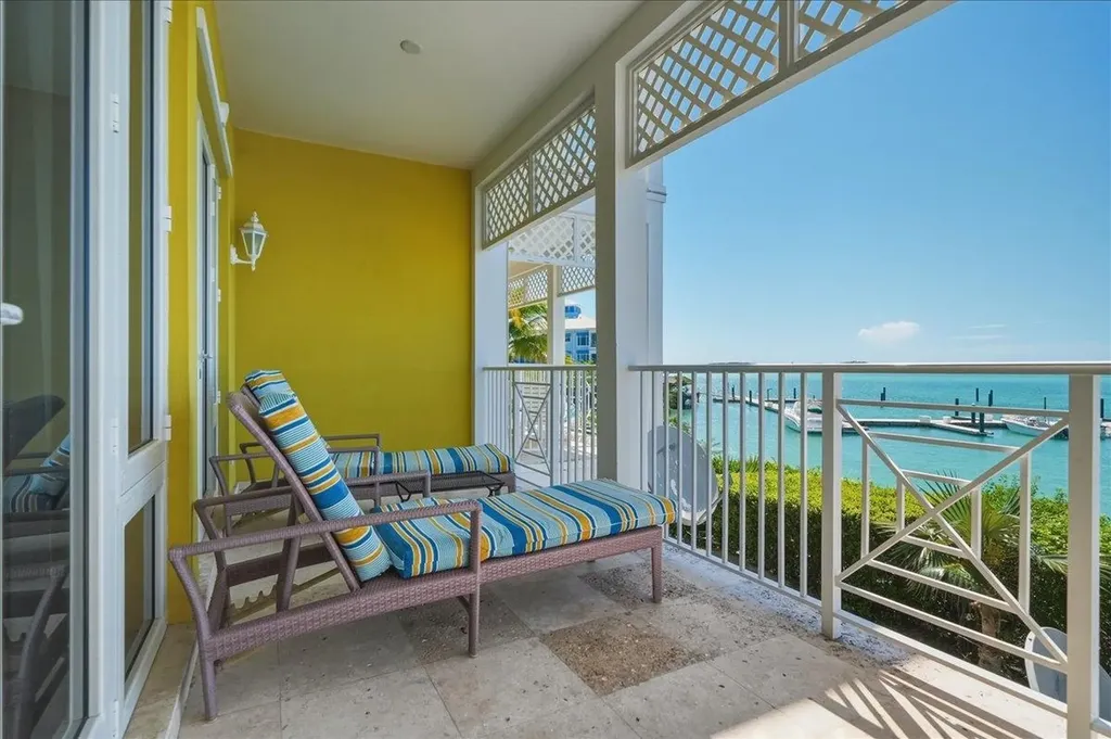 Villa Cc2 February Point Exuma BS