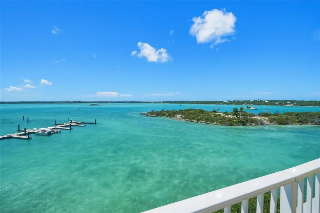 Villa Cc2 February Point Exuma BS