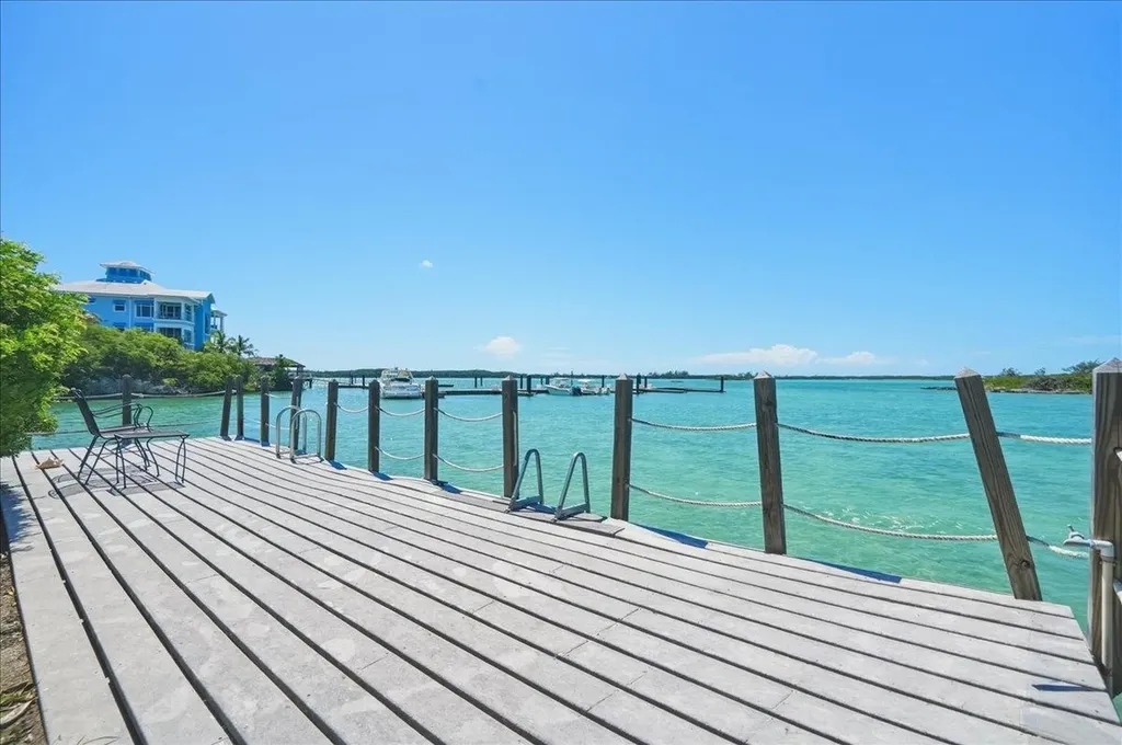 Villa Cc2 February Point Exuma BS