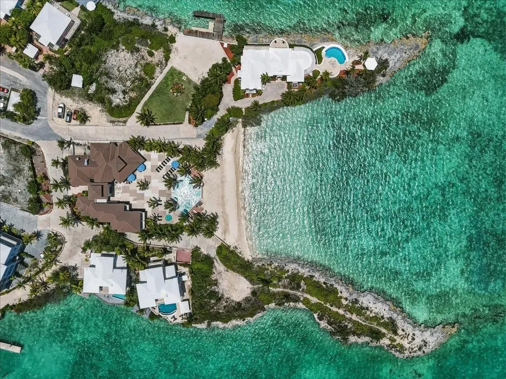 Villa Cc2 February Point Exuma BS