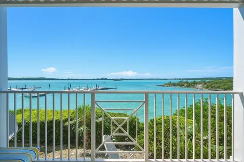 Villa Cc2 February Point Exuma BS