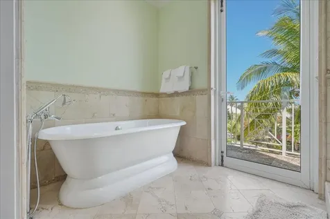 Villa Cc2 February Point Exuma BS