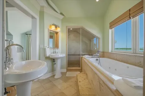 Villa Cc2 February Point Exuma BS