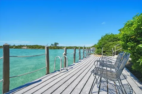 Villa Cc2 February Point Exuma BS