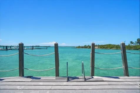 Villa Cc2 February Point Exuma BS