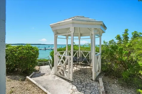Villa Cc2 February Point Exuma BS