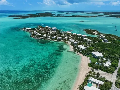 Villa Cc2 February Point Exuma BS