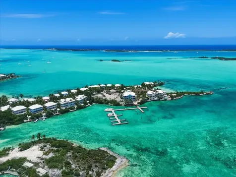 Villa Cc2 February Point Exuma BS