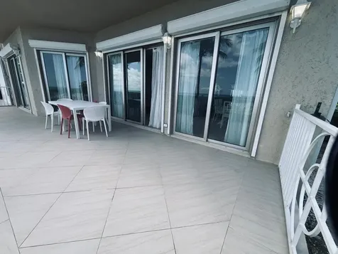 Unit 1 Love Beach Walk New Providence Paradise Island BS