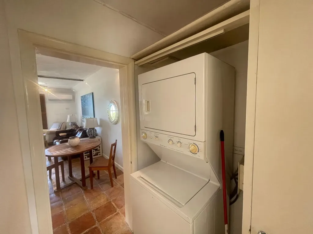 West Bay Street Unit 8 New Providence Paradise Island BS