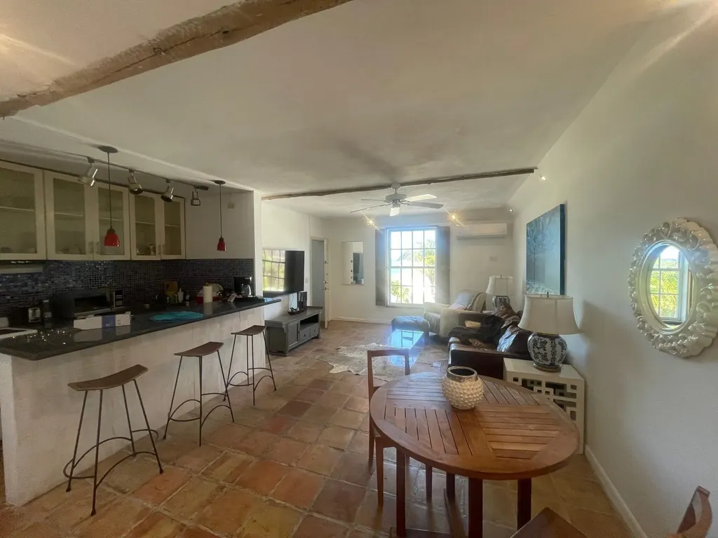 West Bay Street Unit 8 New Providence Paradise Island BS