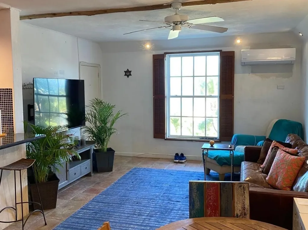 West Bay Street Unit 8 New Providence Paradise Island BS