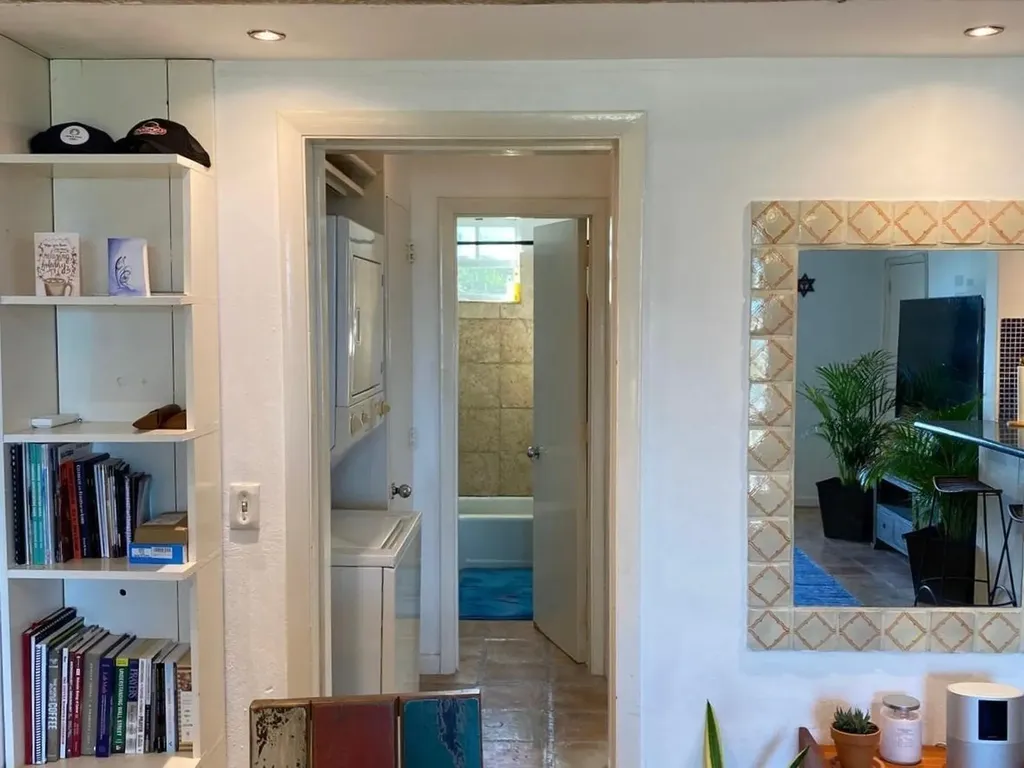 West Bay Street Unit 8 New Providence Paradise Island BS