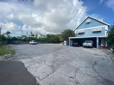 Mosley Lane New Providence Paradise Island BS