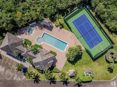 Saffron, West Bay Street New Providence Paradise Island BS