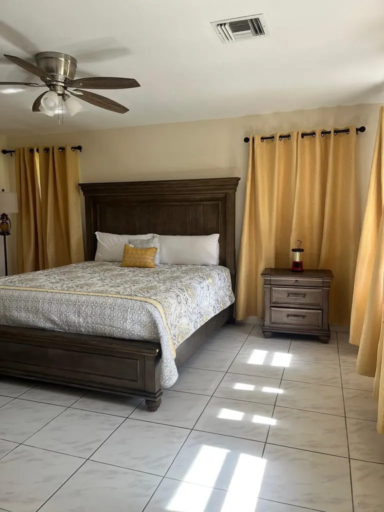 Greening Glade Drive 12 Grand Bahama Freeport BS